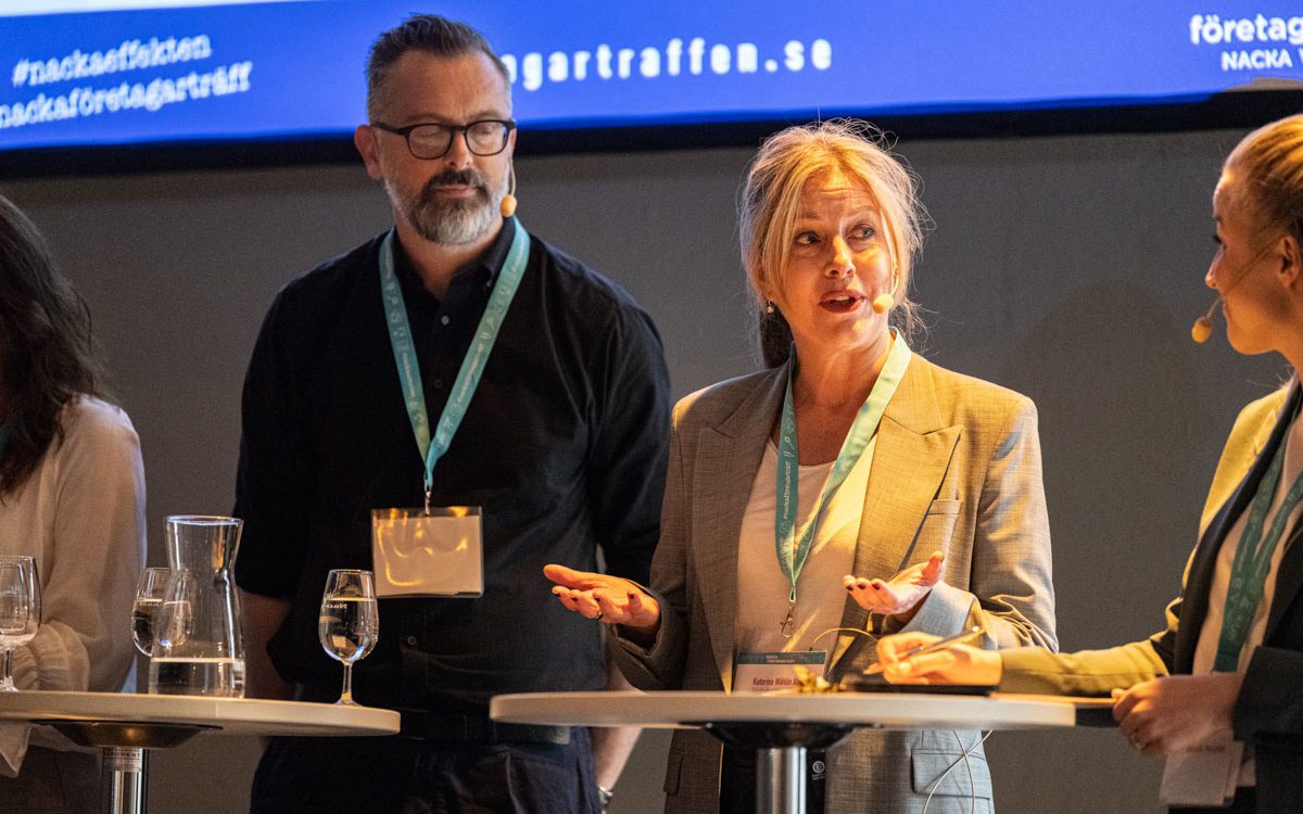 Panelsamtalet Nacka bygger stad, Katarina Wåhlin Alm på scen på Nacka Företagarträff